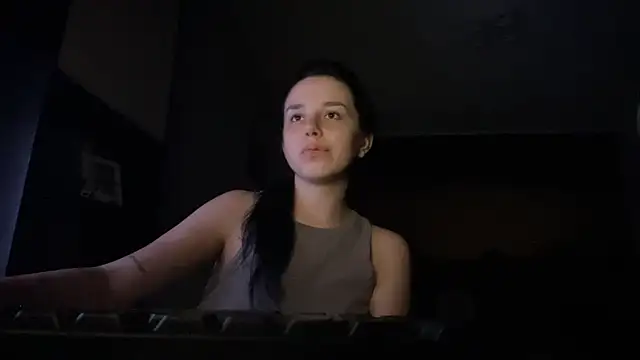 Snapshot of Secret_Vanilla_ chatting on July 21, 2026, 9:28 pm Secret Vanilla online show from July 21, 2026, 9:28 pm