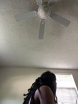Snapshot of johnfoe4 chatting on June 19, 2026, 9:40 pm johnfoe4 online show from June 19, 2026, 9:40 pm