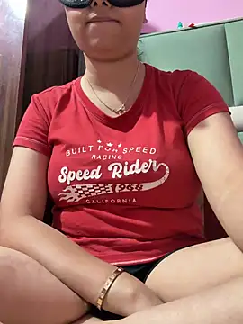 Snapshot of Devyani_ chatting on June 29, 2026, 7:47 pm Devyani online show from June 29, 2026, 7:47 pm