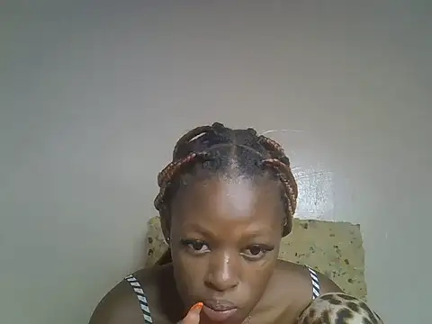 Snapshot of pretty_albright chatting on August 7, 2026, 9:22 am pretty albright online show from August 7, 2026, 9:22 am