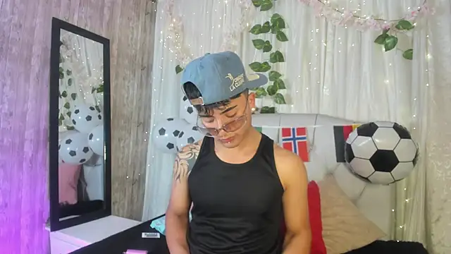 your kitty boy online show from June 24, 2026, 8:30 pm