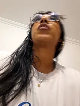Snapshot of sophiagomezx chatting on July 6, 2026, 10:56 pm sophiagomezx online show from July 6, 2026, 10:56 pm