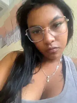 Snapshot of sophiagomezx chatting on July 10, 2026, 8:33 pm sophiagomezx online show from July 10, 2026, 8:33 pm