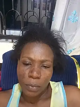 Lovergirlcute online show from June 30, 2026, 5:25 pm