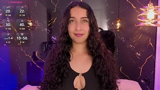 ZoeBlissX online show from August 3, 2026, 11:37 am