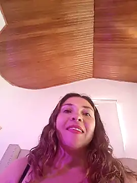 Snapshot of Angelika_Clauss chatting on June 19, 2026, 6:34 pm Angelika Clauss online show from June 19, 2026, 6:34 pm