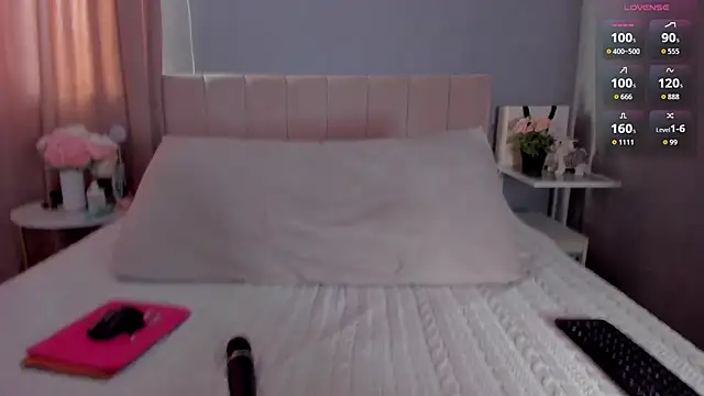 MissMiaTv online show from October 20, 2025, 3:29 am