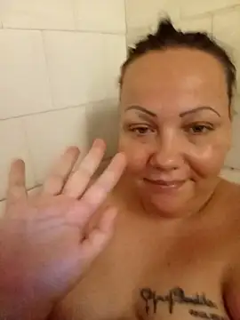 Snapshot of ginababa12 chatting on July 7, 2026, 8:13 pm ginababa12 online show from July 7, 2026, 8:13 pm