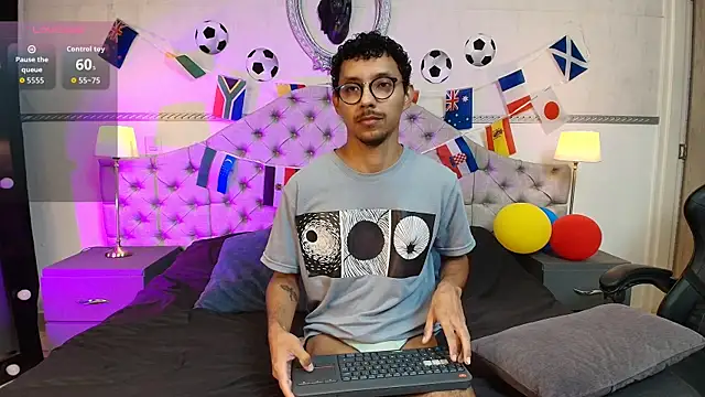 Snapshot of Twunk_miguel chatting on June 25, 2026, 12:20 pm Twunk miguel online show from June 25, 2026, 12:20 pm