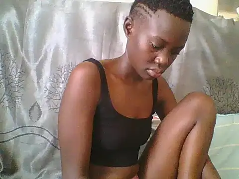 Snapshot of Tish_Leylah chatting on June 26, 2026, 9:57 am Tish Leylah online show from June 26, 2026, 9:57 am