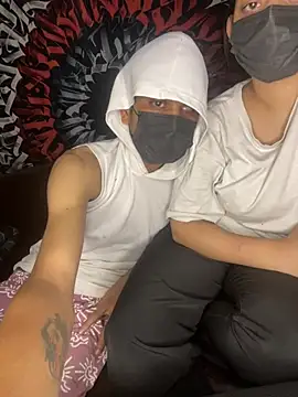 Perrfect Duo online show from June 19, 2026, 6:12 pm