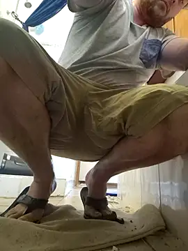 Snapshot of Maintenance_Man chatting on July 13, 2026, 9:45 am Maintenance Man online show from July 13, 2026, 9:45 am