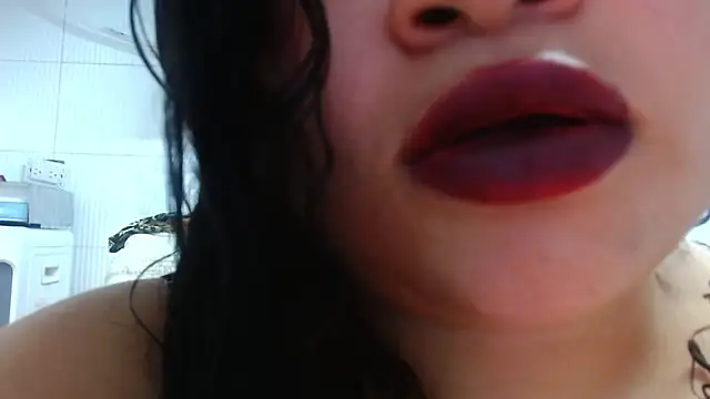 Snapshot of KellyShibary chatting on July 1, 2026, 7:57 pm KellyShibary online show from July 1, 2026, 7:57 pm