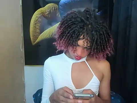 Snapshot of Elianisbigcock chatting on August 6, 2026, 3:58 pm Elianisbigcock online show from August 6, 2026, 3:58 pm