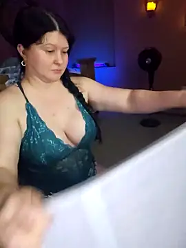 SpicyRosy online show from June 21, 2026, 2:58 am