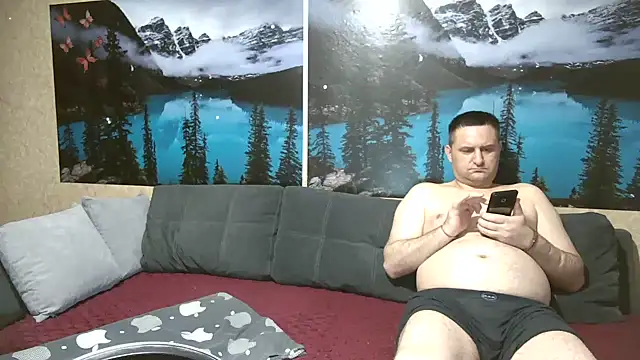 Snapshot of BiManKleo chatting on August 5, 2026, 8:06 am BiManKleo online show from August 5, 2026, 8:06 am