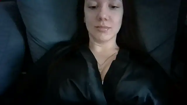 Snapshot of Nivella chatting on June 23, 2026, 9:18 am Nivella online show from June 23, 2026, 9:18 am