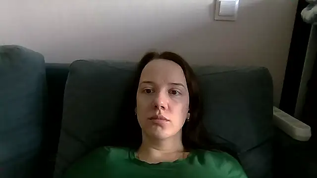 Snapshot of Nivella chatting on July 4, 2026, 8:31 am Nivella online show from July 4, 2026, 8:31 am