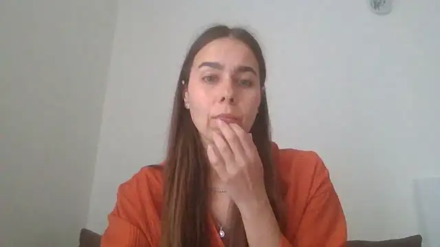 Vanelleda online show from June 22, 2026, 10:01 am