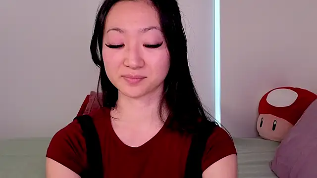 MySweetSofie online show from March 18, 2026, 10:13 pm