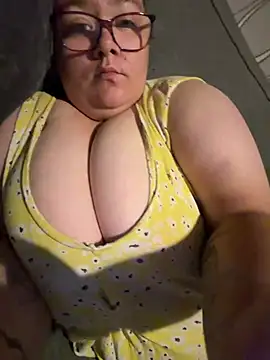 Honey HazelX online show from July 11, 2026, 4:04 am