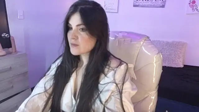 Snapshot of Amaravega_ chatting on July 2, 2026, 1:39 pm Amaravega online show from July 2, 2026, 1:39 pm