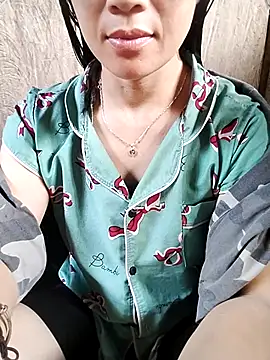 Snapshot of Myy_sexy chatting on August 1, 2026, 8:02 am Myy sexy online show from August 1, 2026, 8:02 am