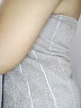 Mangelxoxo online show from July 25, 2026, 7:39 am