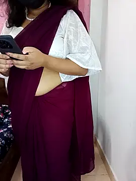Mangelxoxo online show from August 5, 2026, 5:16 pm