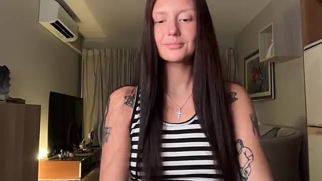 katiecatt online show from June 20, 2026, 4:32 pm