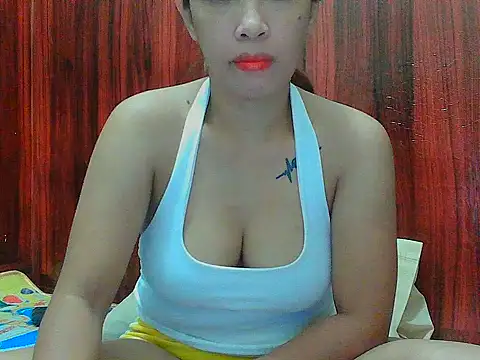 Snapshot of Hotamera chatting on July 19, 2026, 2:32 pm Hotamera online show from July 19, 2026, 2:32 pm