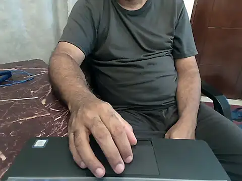 Snapshot of desipapaxx chatting on July 16, 2026, 7:31 pm desipapaxx online show from July 16, 2026, 7:31 pm