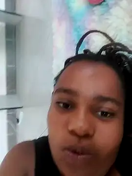 Snapshot of CurvyCharmsTush chatting on July 2, 2026, 11:38 am CurvyCharmsTush online show from July 2, 2026, 11:38 am