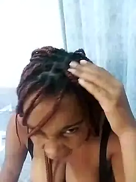 Snapshot of CurvyCharmsTush chatting on July 13, 2026, 12:35 am CurvyCharmsTush online show from July 13, 2026, 12:35 am