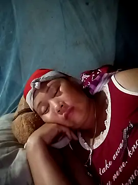 Snapshot of NyloveSquirt chatting on July 8, 2026, 8:35 pm NyloveSquirt online show from July 8, 2026, 8:35 pm