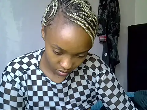 Snapshot of pretty_jaz chatting on July 19, 2026, 8:29 am pretty jaz online show from July 19, 2026, 8:29 am