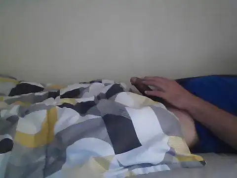 Snapshot of a5ar5rooooov chatting on May 8, 2026, 7:19 pm a5ar5rooooov online show from May 8, 2026, 7:19 pm