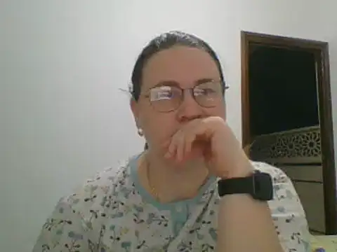 Tarelyn online show from June 27, 2026, 1:32 am