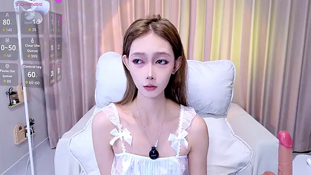 Snapshot of YangYang-0805 chatting on June 25, 2026, 5:07 am YangYang-0805 online show from June 25, 2026, 5:07 am