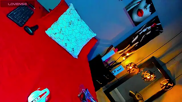 love amor  online show from January 19, 2025, 7:15 pm