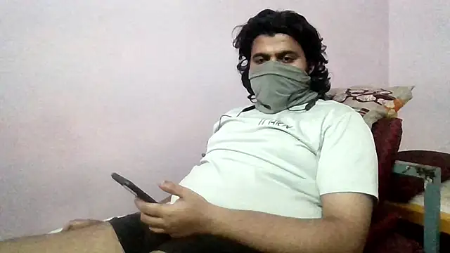 Snapshot of Mr_Naughty106 chatting on July 1, 2026, 6:40 pm Mr Naughty106 online show from July 1, 2026, 6:40 pm