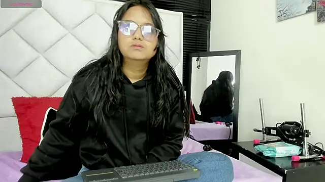 Snapshot of azul_moonn chatting on August 5, 2026, 4:26 am azul moonn online show from August 5, 2026, 4:26 am