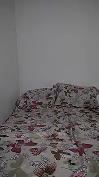 Female puppy in heat online show from July 31, 2026, 5:18 am