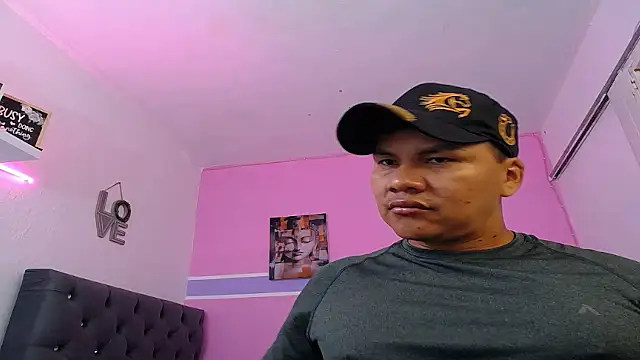 Snapshot of fuego_moro chatting on June 24, 2026, 6:51 pm fuego moro online show from June 24, 2026, 6:51 pm