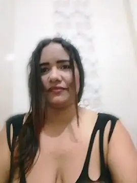 Snapshot of Susanne-love chatting on July 6, 2026, 12:02 pm Susanne-love online show from July 6, 2026, 12:02 pm