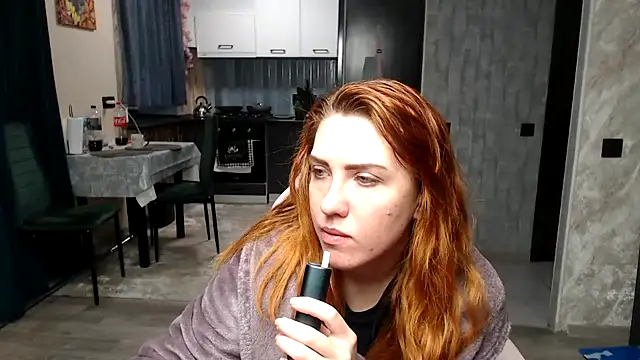 Snapshot of Reginasmilee chatting on April 24, 2026, 2:58 am Reginasmilee online show from April 24, 2026, 2:58 am