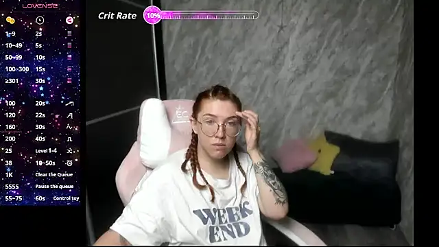 Snapshot of Reginasmilee chatting on May 24, 2026, 1:32 am Reginasmilee online show from May 24, 2026, 1:32 am