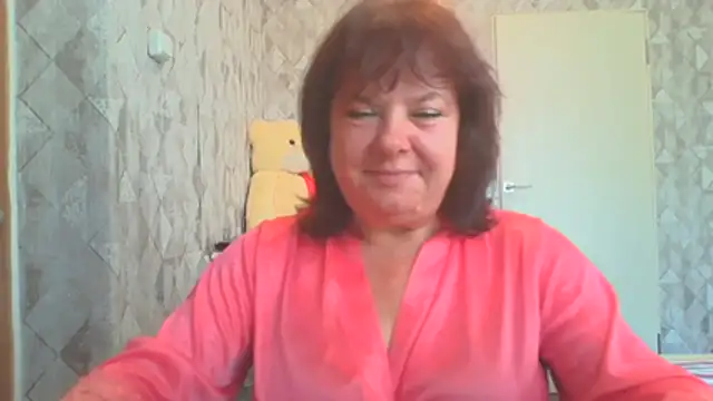 Snapshot of HannahAna39 chatting on August 7, 2026, 6:37 am HannahAna39 online show from August 7, 2026, 6:37 am