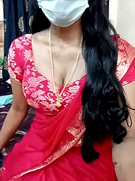 Snapshot of Yasika01 chatting on July 19, 2026, 10:19 am Yasika01 online show from July 19, 2026, 10:19 am