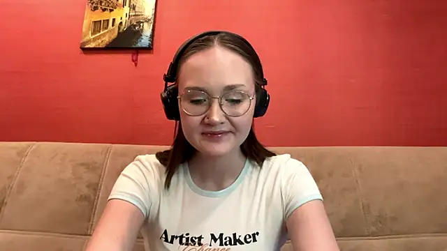 sugarmistX online show from June 23, 2026, 5:11 pm